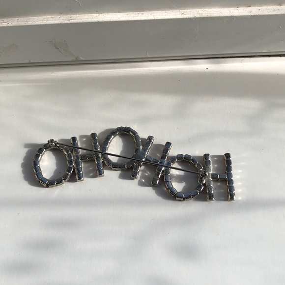 Holiday Pin - Picture 2 of 4